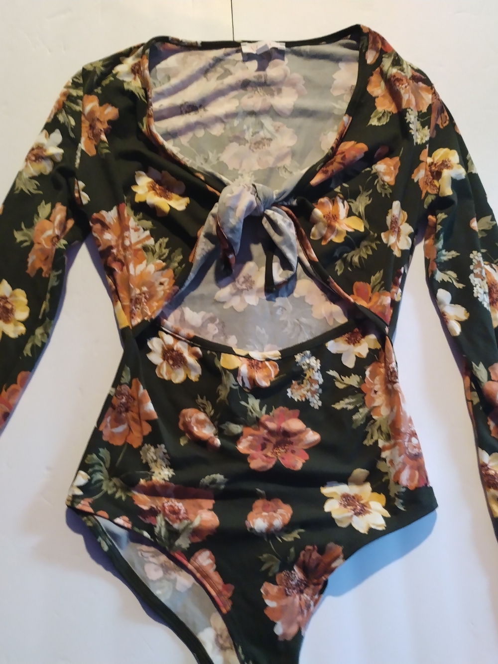 a'gaci Olive Floral Tie-Front Long Sleeve Bodysuit
